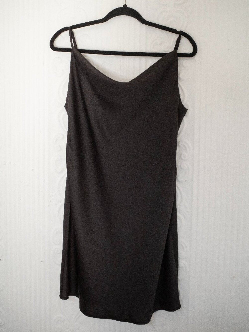 NWT UO Mallory Cowl Neck Slip Dress, Black, Size L